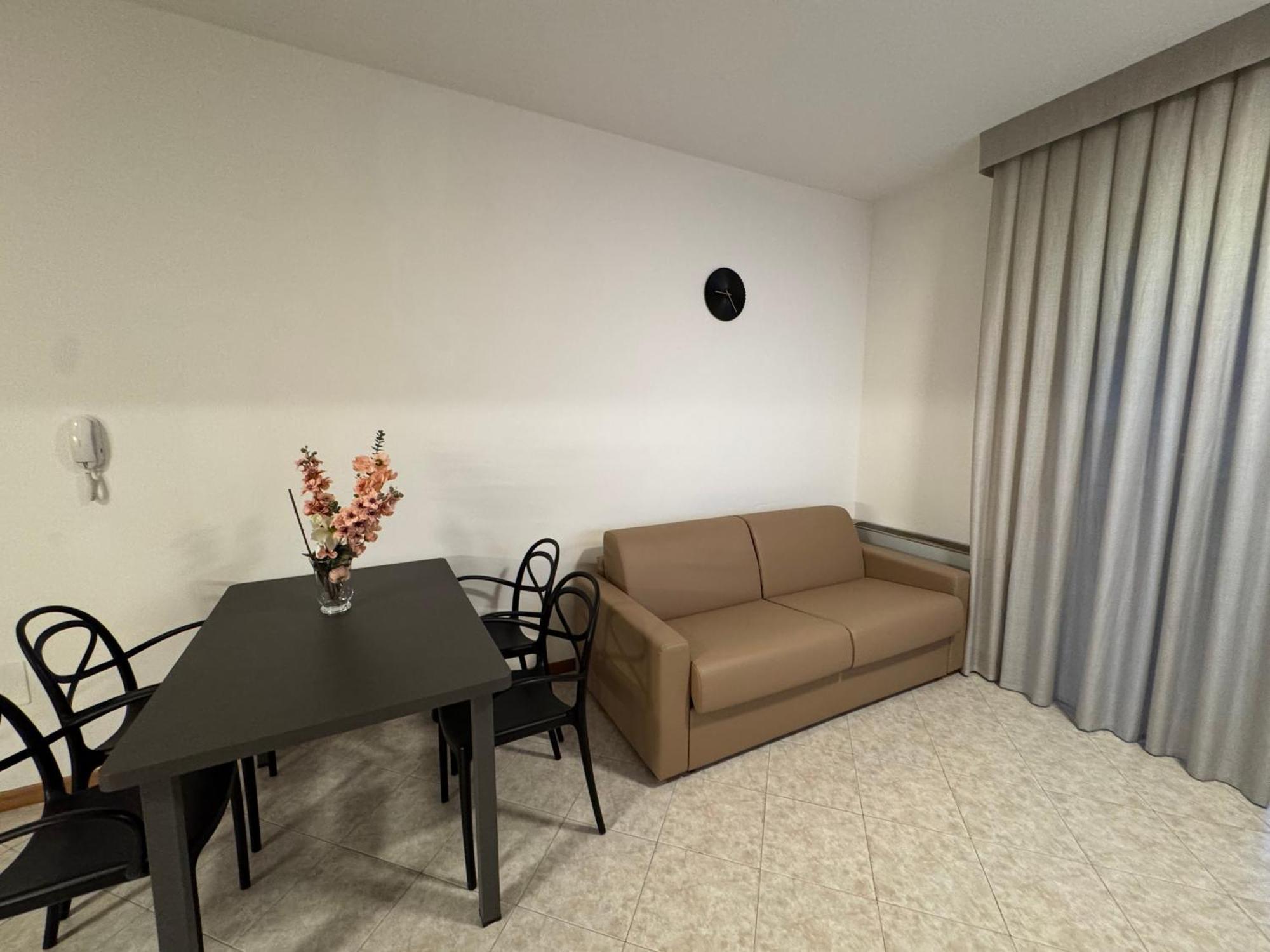 Residence Le Spiagge Rimini Ngoại thất bức ảnh